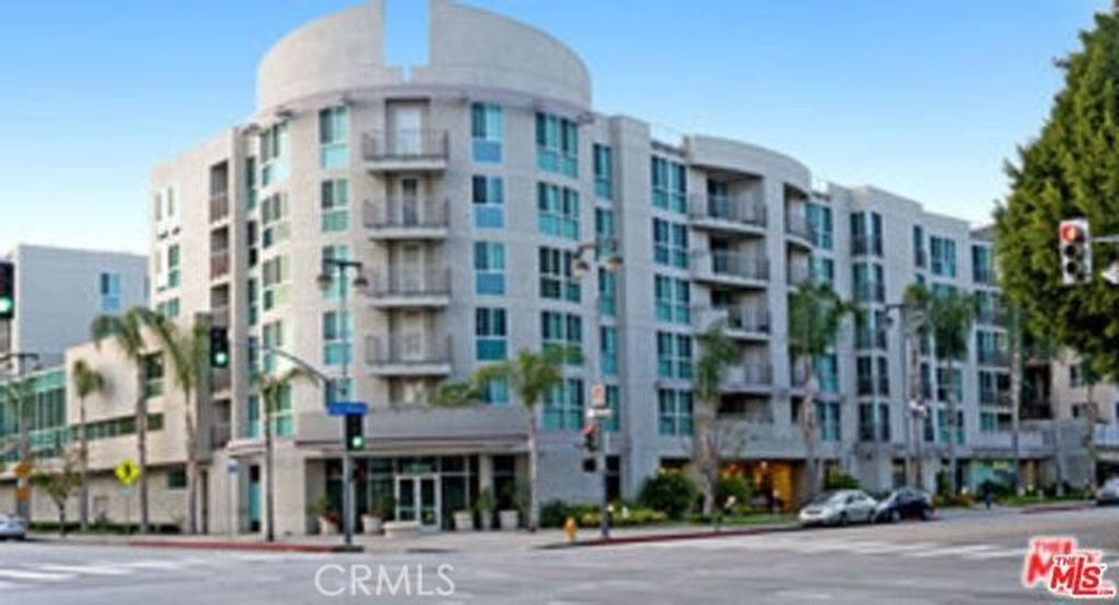 267 S San Pedro Street, Los Angeles, CA 90012