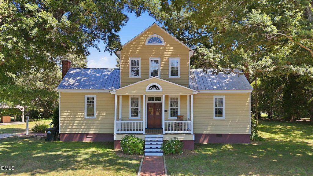 462 Darius Pearce Road, Youngsville, NC 27596