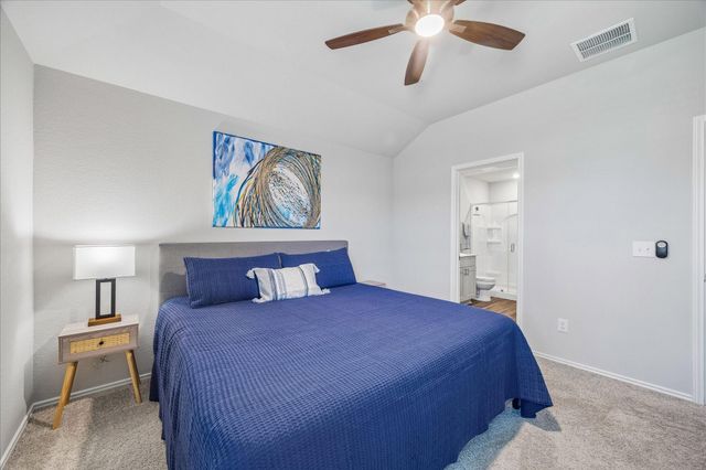 305 Cumberland Forest Drive, Magnolia, TX 77354