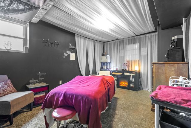 434 Bluff Dr, Clarksville, TN 37043