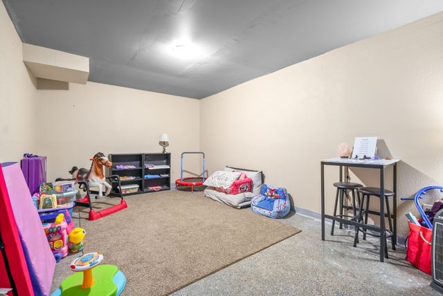 434 Bluff Dr, Clarksville, TN 37043