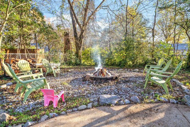 434 Bluff Dr, Clarksville, TN 37043