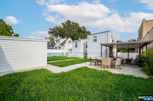 79 Moonachie Road, Moonachie, NJ 07074