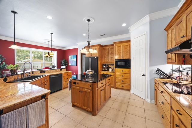126 Eastcreek Drive, Royse City, TX 75189