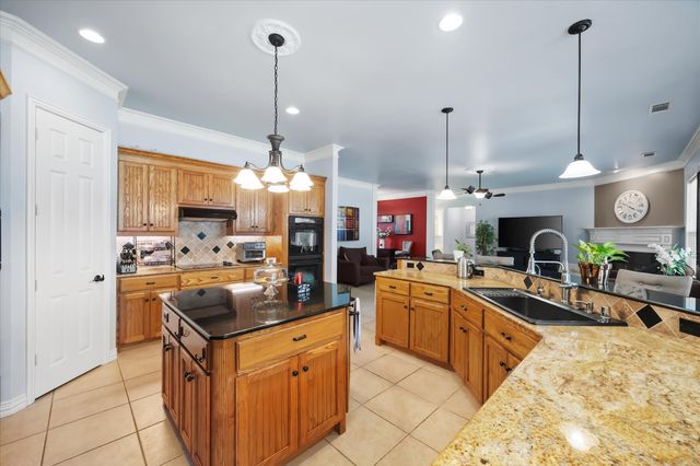 126 Eastcreek Drive, Royse City, TX 75189