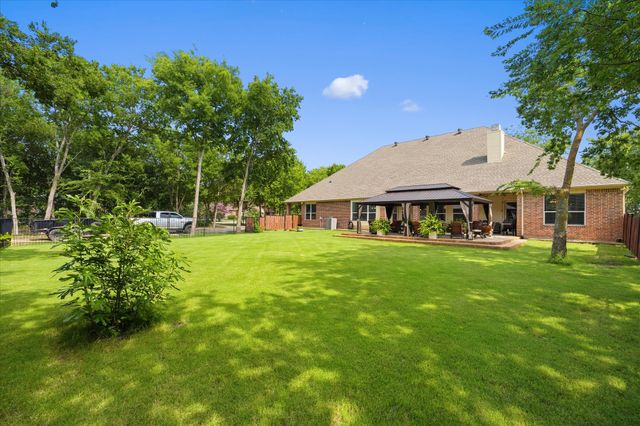 126 Eastcreek Drive, Royse City, TX 75189