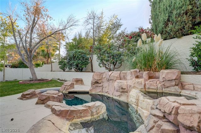 3001 Bridge Creek Street, Las Vegas, NV 89117