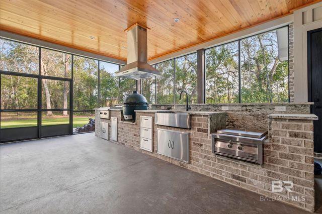 9501 Ben Hamilton Road, Theodore, AL 36582