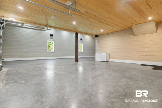 9501 Ben Hamilton Road, Theodore, AL 36582