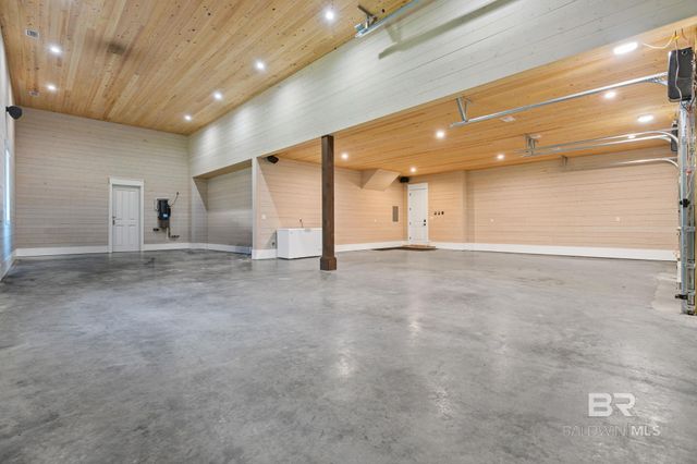 9501 Ben Hamilton Road, Theodore, AL 36582
