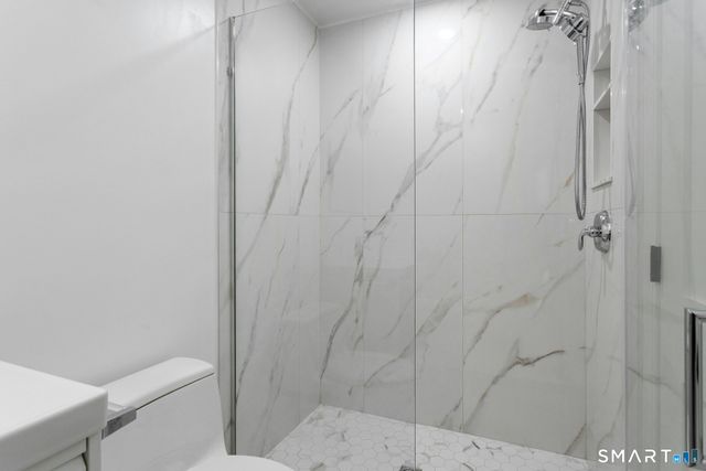 70 Archer Lane, Stamford, CT 06905