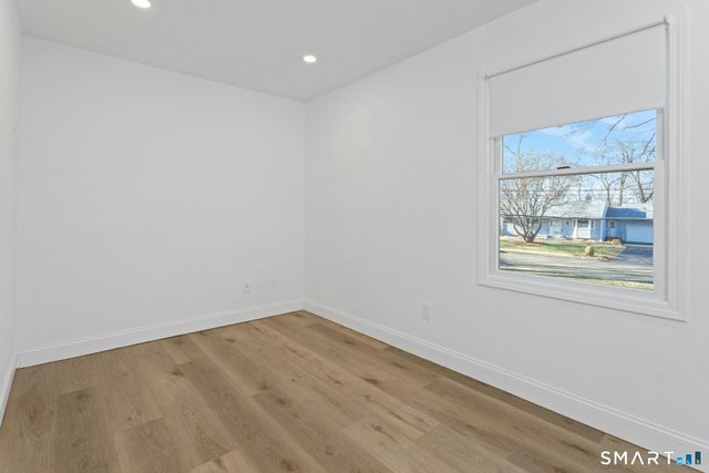 70 Archer Lane, Stamford, CT 06905