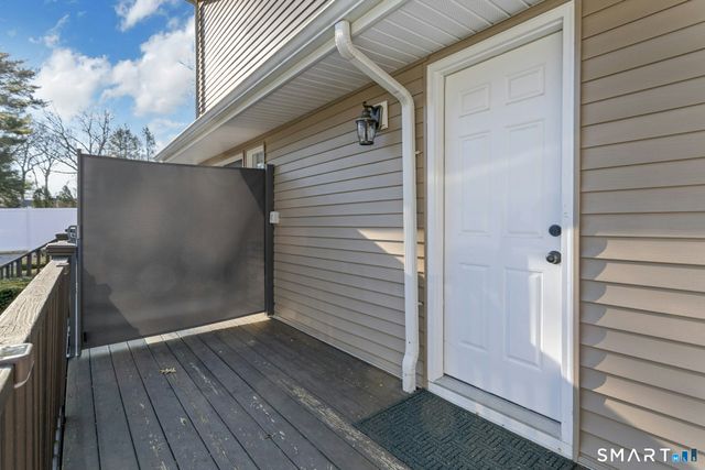 70 Archer Lane, Stamford, CT 06905