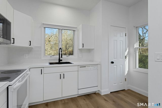 70 Archer Lane, Stamford, CT 06905