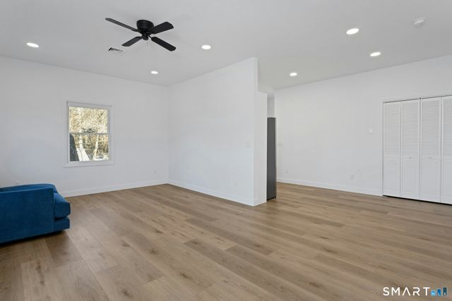 70 Archer Lane, Stamford, CT 06905