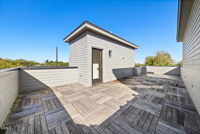 712 E Edenton Street 102, Raleigh, NC 27601