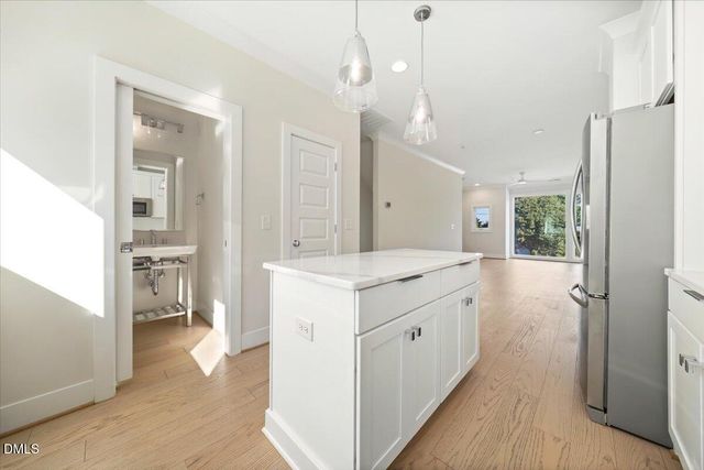 712 E Edenton Street 102, Raleigh, NC 27601