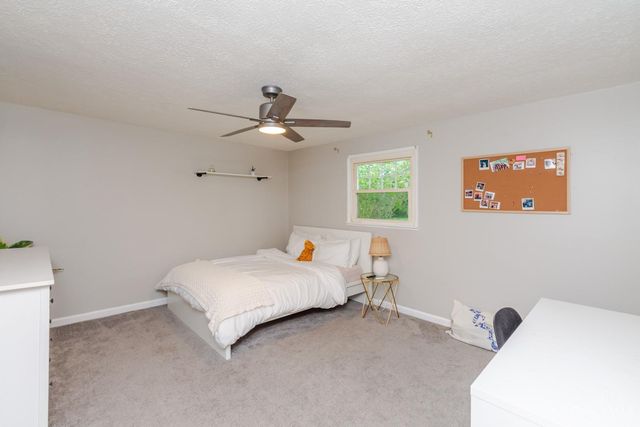 20 Bristol Drive, Centerville, OH 45458