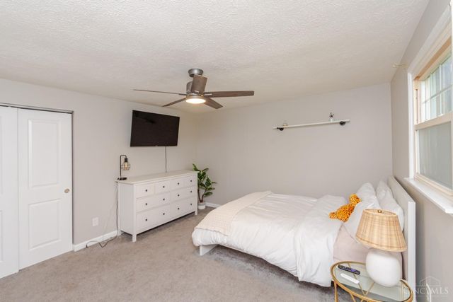20 Bristol Drive, Centerville, OH 45458