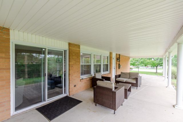 20 Bristol Drive, Centerville, OH 45458