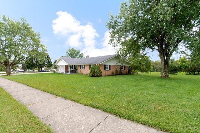 20 Bristol Drive, Centerville, OH 45458