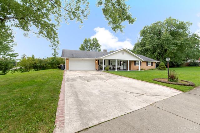20 Bristol Drive, Centerville, OH 45458