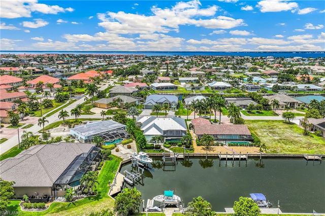 2477 Sierra LN, Punta Gorda, FL 33950