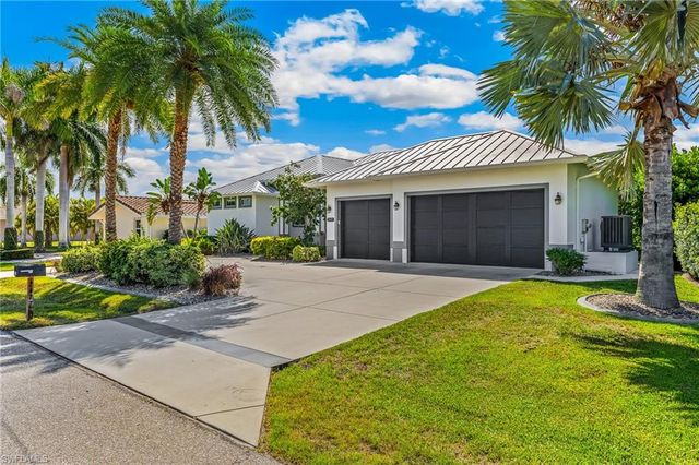 2477 Sierra LN, Punta Gorda, FL 33950