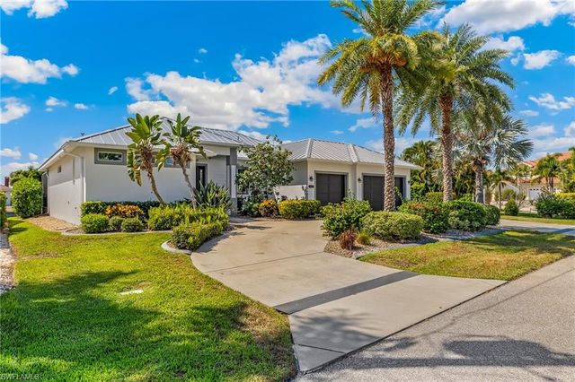 2477 Sierra LN, Punta Gorda, FL 33950