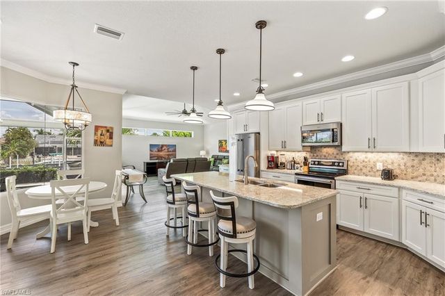 2477 Sierra LN, Punta Gorda, FL 33950