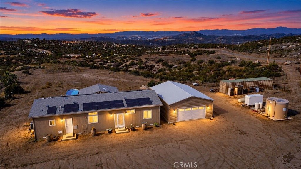 33801 Oak Drive, Hemet, CA 92544 — exterior