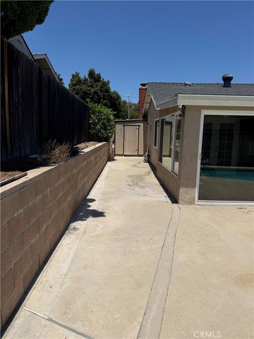 910 Orangewood, Brea, CA 92821