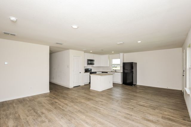 2719 William Street, Mabank, TX 75147