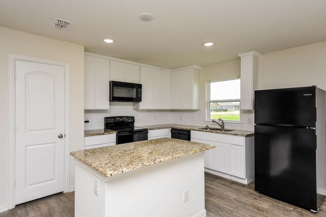 2719 William Street, Mabank, TX 75147