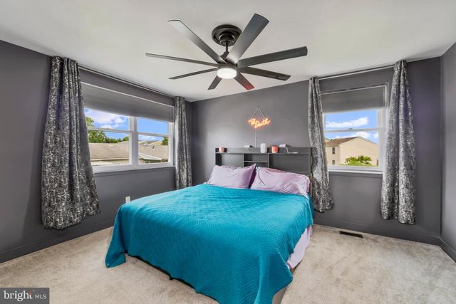 5766 CORSAIR CT, Bensalem, PA 19020
