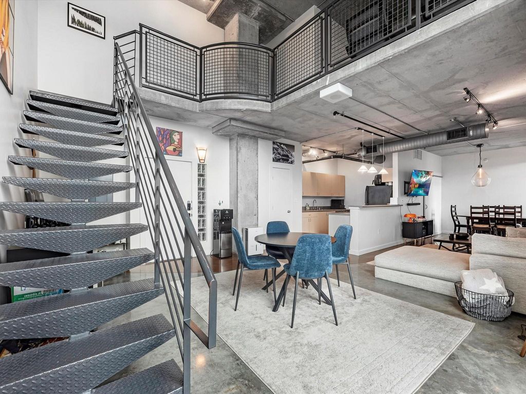 2000 Bagby Street 5423, Houston, TX 77002