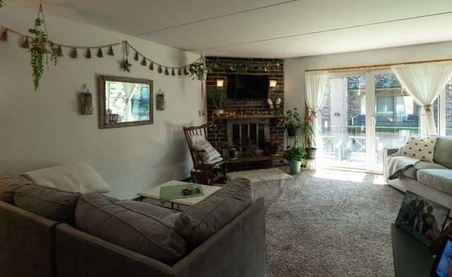 9140 S PULASKI Road 1W, Oak Lawn, IL 60453