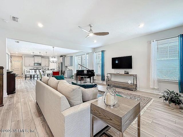 902 ORANGE BRANCH Trail, St. Johns, FL 32259