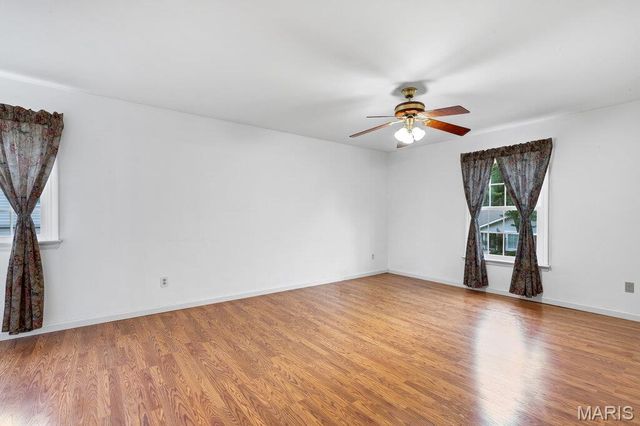 15580 Parasol Drive, Chesterfield, MO 63017