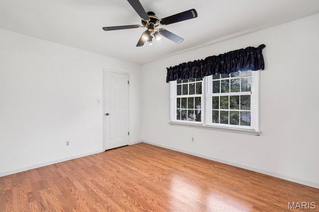 15580 Parasol Drive, Chesterfield, MO 63017