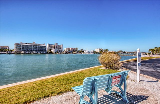 10216 REGAL DRIVE 310, Largo, FL 33774