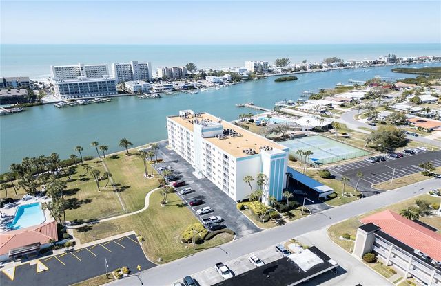 10216 REGAL DRIVE 310, Largo, FL 33774