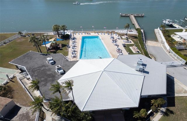 10216 REGAL DRIVE 310, Largo, FL 33774