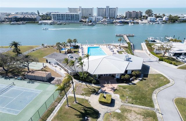 10216 REGAL DRIVE 310, Largo, FL 33774