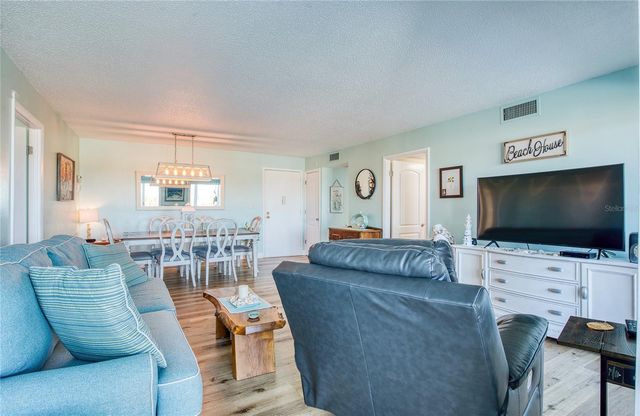 10216 REGAL DRIVE 310, Largo, FL 33774