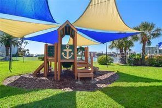 10216 REGAL DRIVE 310, Largo, FL 33774