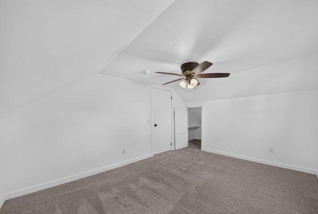 400 W 7TH AVENUE, Oshkosh, WI 54902