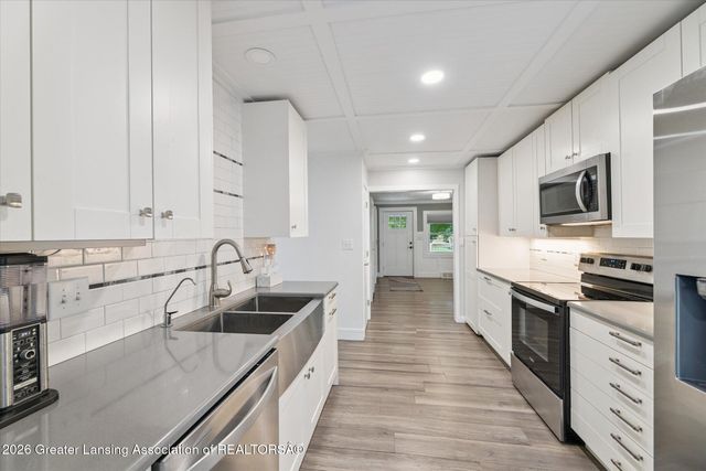 8590 Greenfield Highway, Bellevue, MI 49021