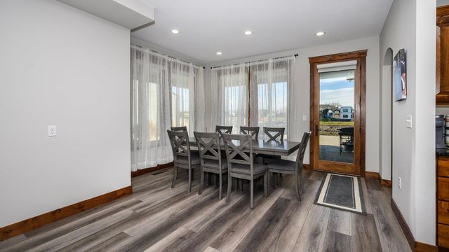 6209 Misty Waters Drive, Bismarck, ND 58503