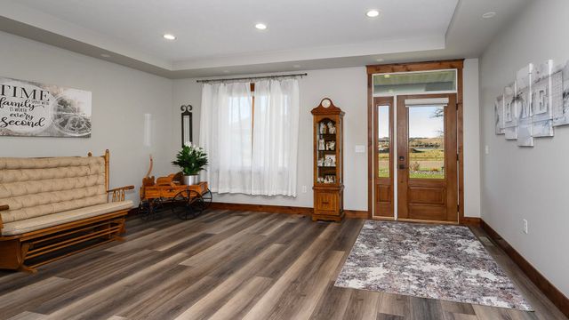 6209 Misty Waters Drive, Bismarck, ND 58503
